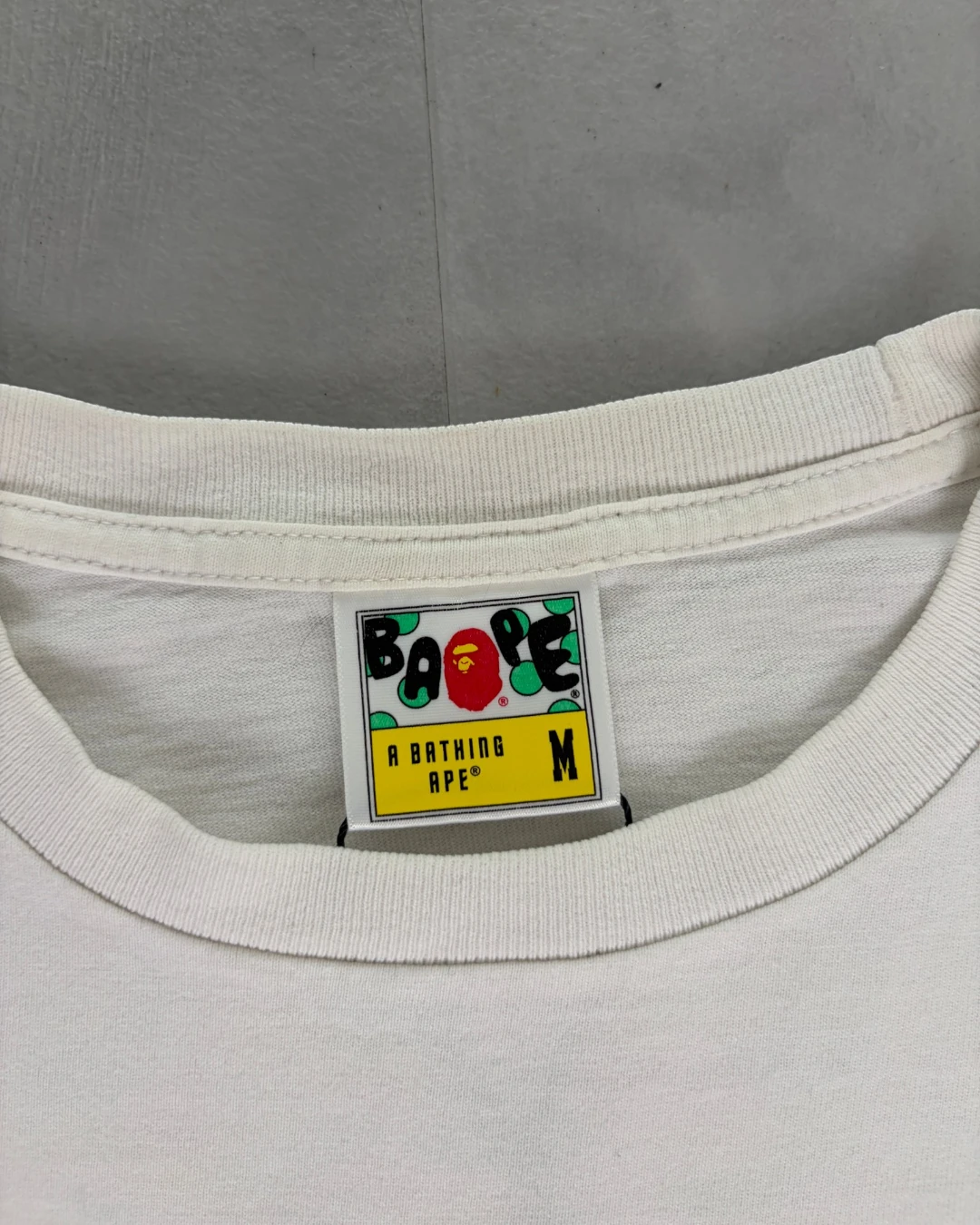 Bape Busy Works Navy Camo T Shirt white - M