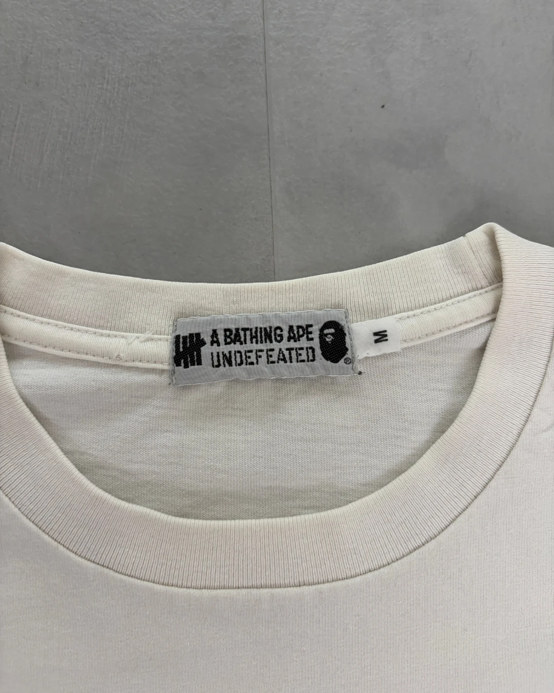 Bape X Undefeated Camo Ape T Shirt white - M