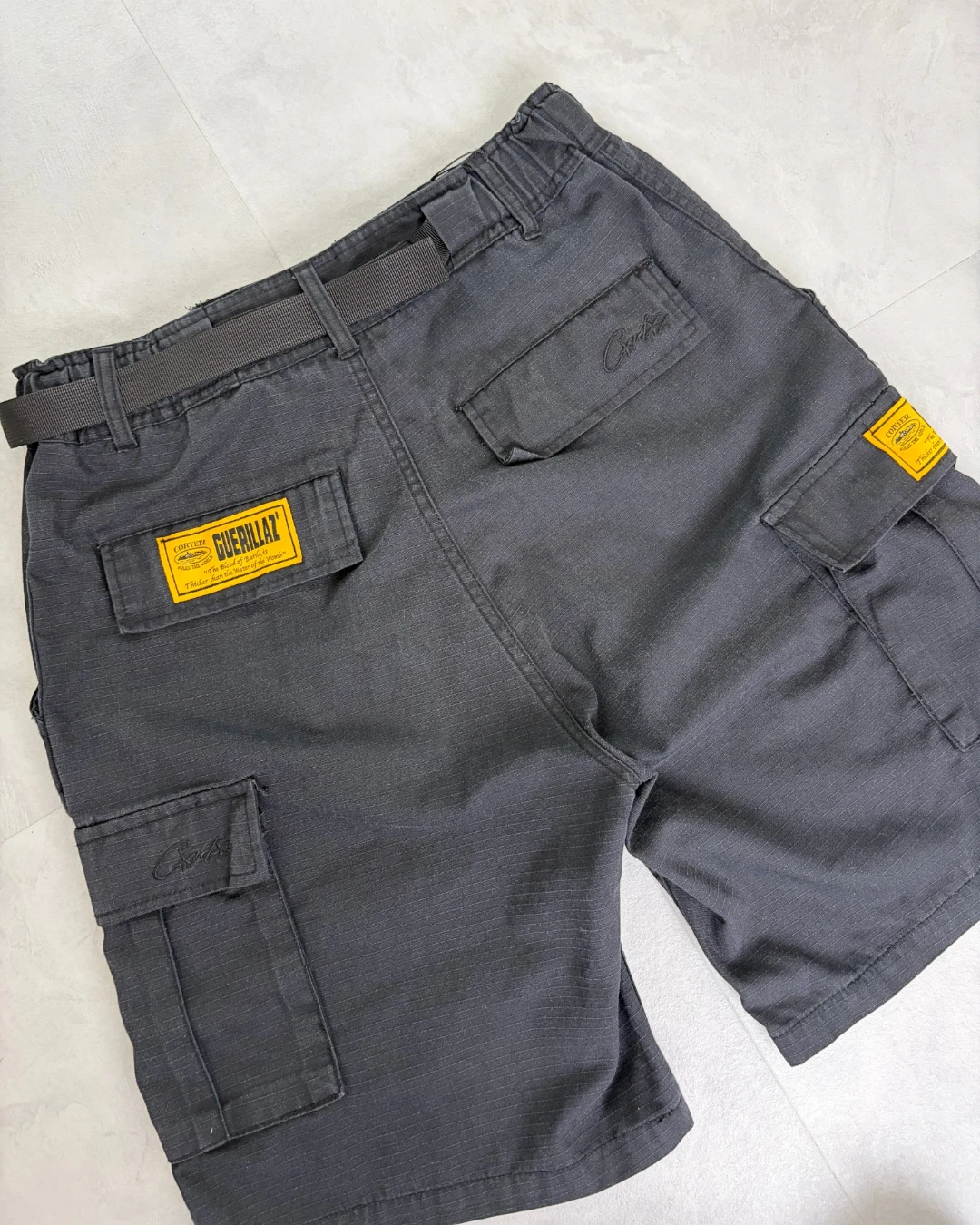 Corteiz Black On Black Alcatraz Cargo Shorts black – M