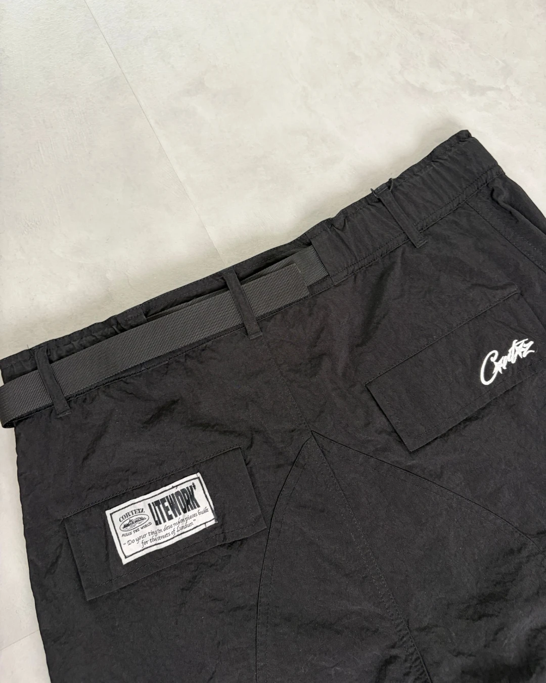 Corteiz Lightwork Nylon Cargo Shorts black - XL