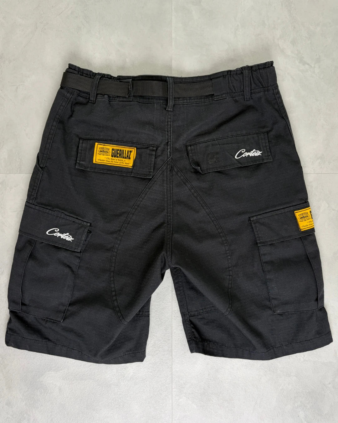 Corteiz Alcatraz Cargo Shorts black / white