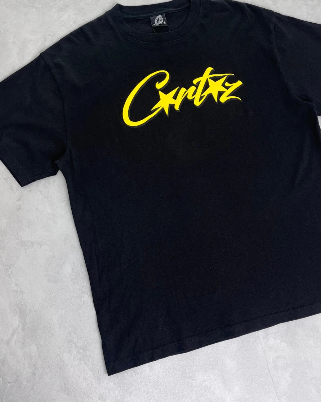 CORTEIZ Black And Yellow Allstarz T Shirt - (USED) - M