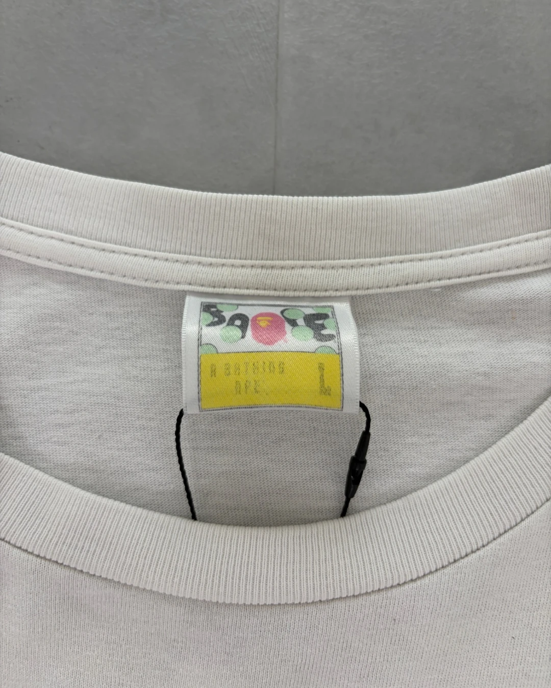 Bape Busy Work Graphic T Shirt white – L