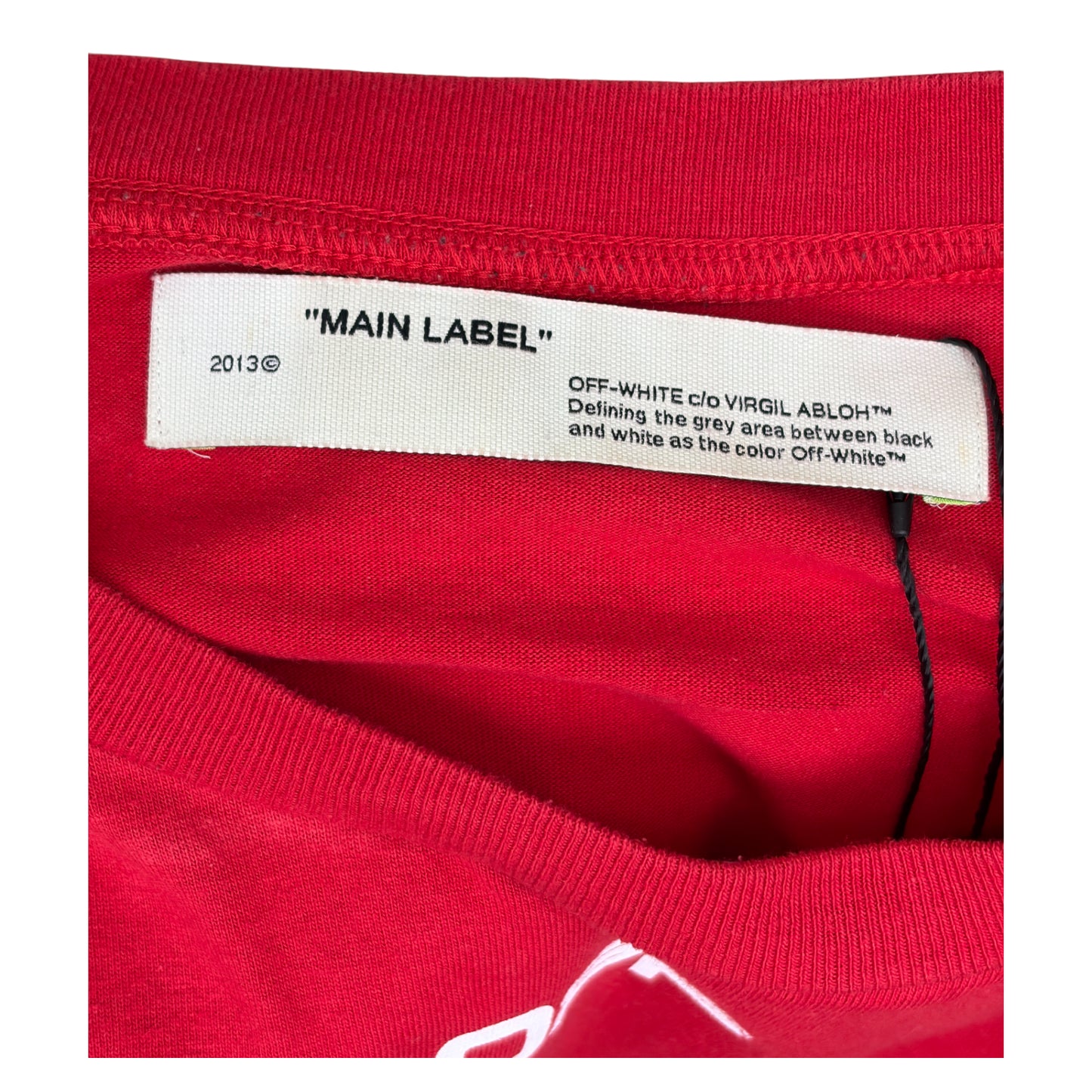 Off-White Cabin Baggage T Shirt red - L