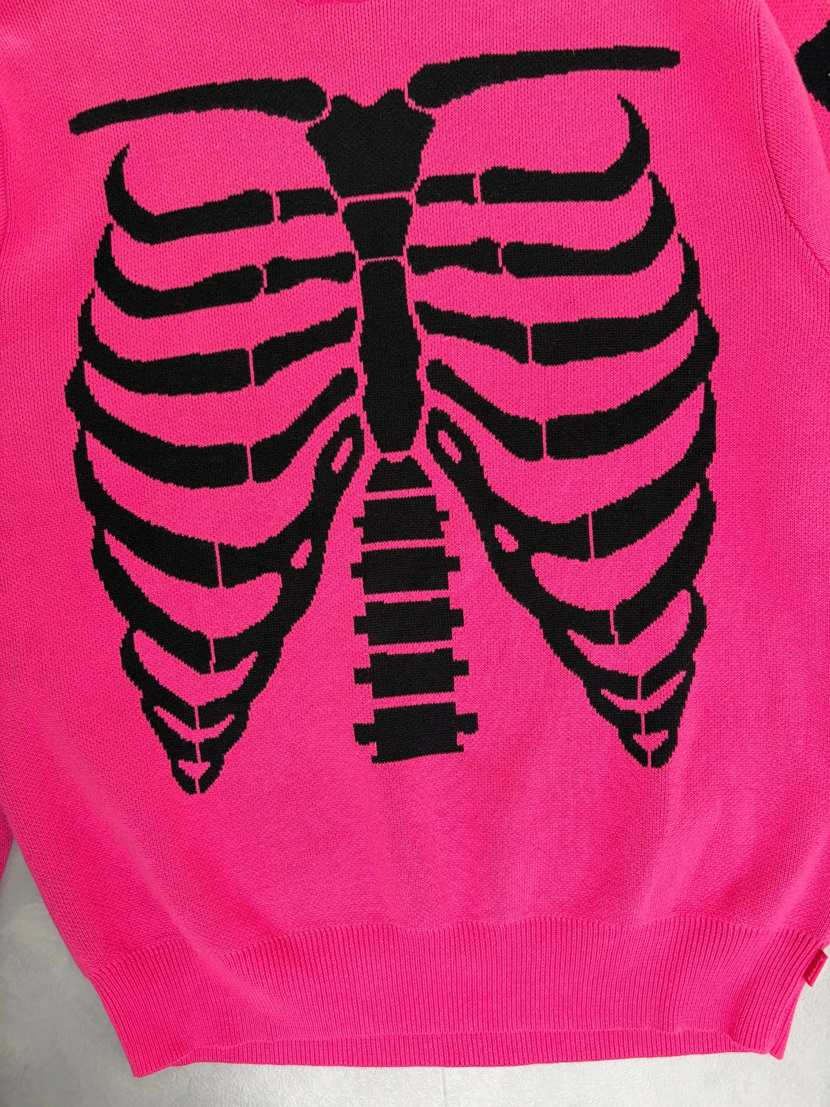 Supreme Bones Knitted Sweatshirt pink – M