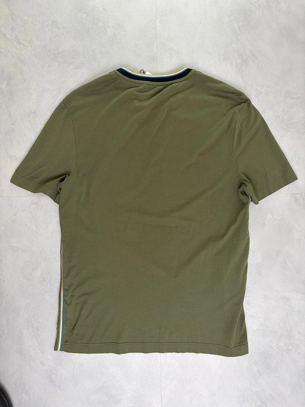 Prada Front Pocket T-shirt – (GRADE A) / M
