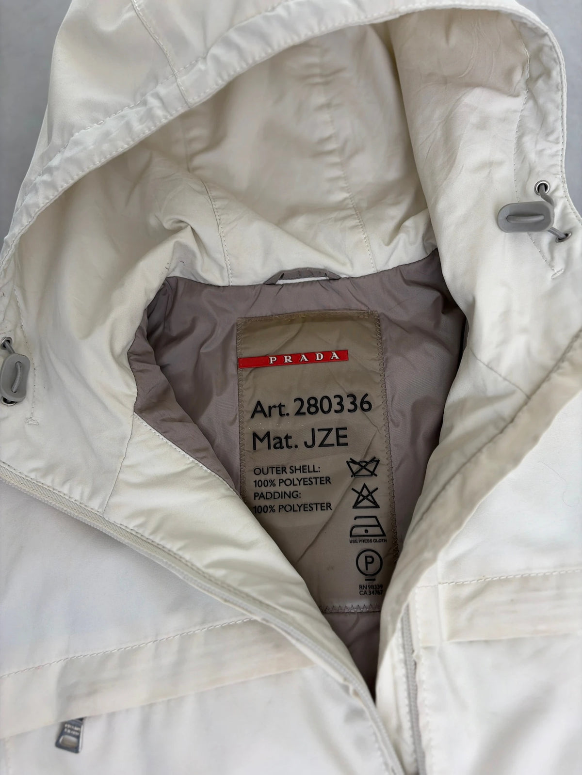 PRADA SPORT 90S JACKET WHITE - M