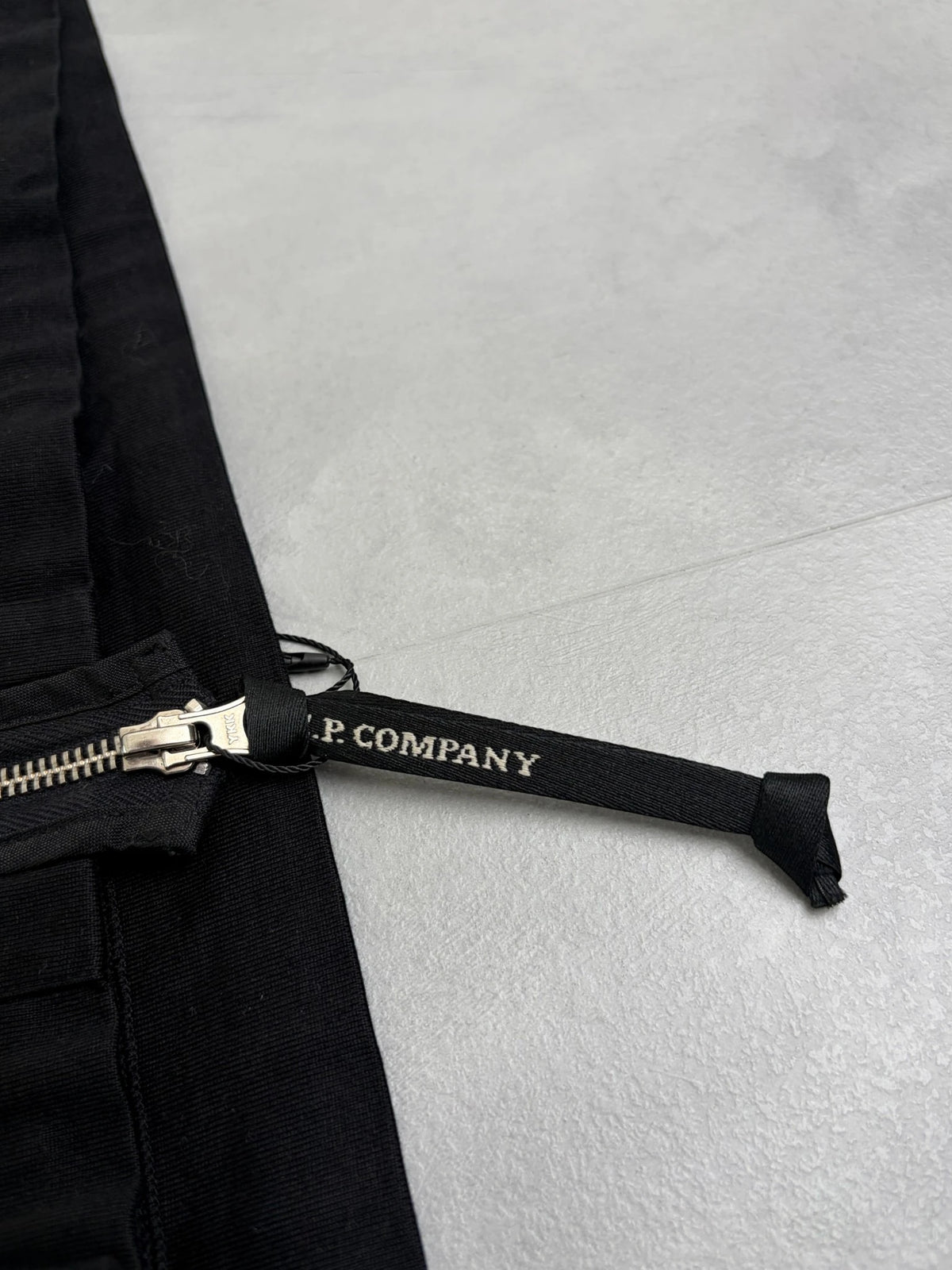 CP Company Zipped Cardigan black – M